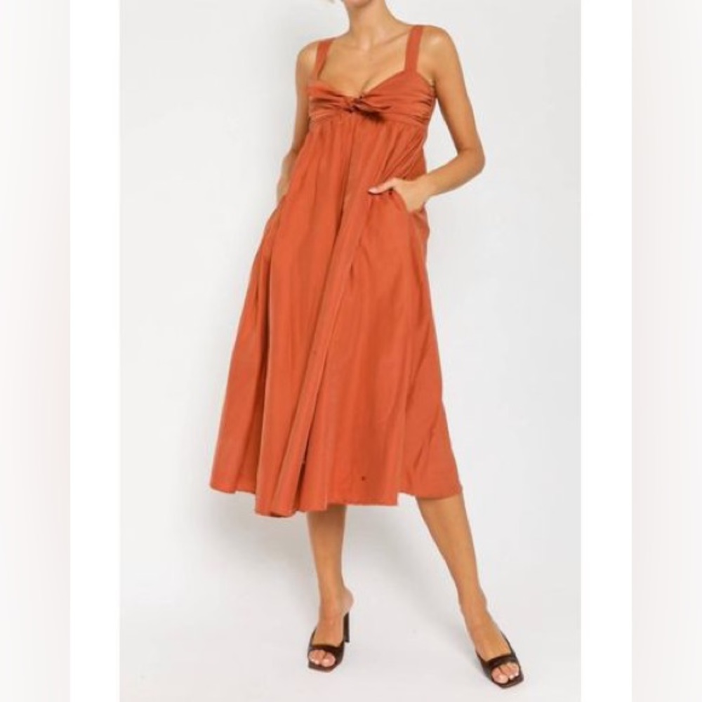 Olivaceous Midi Dress. Size M. - Picture 5 of 6